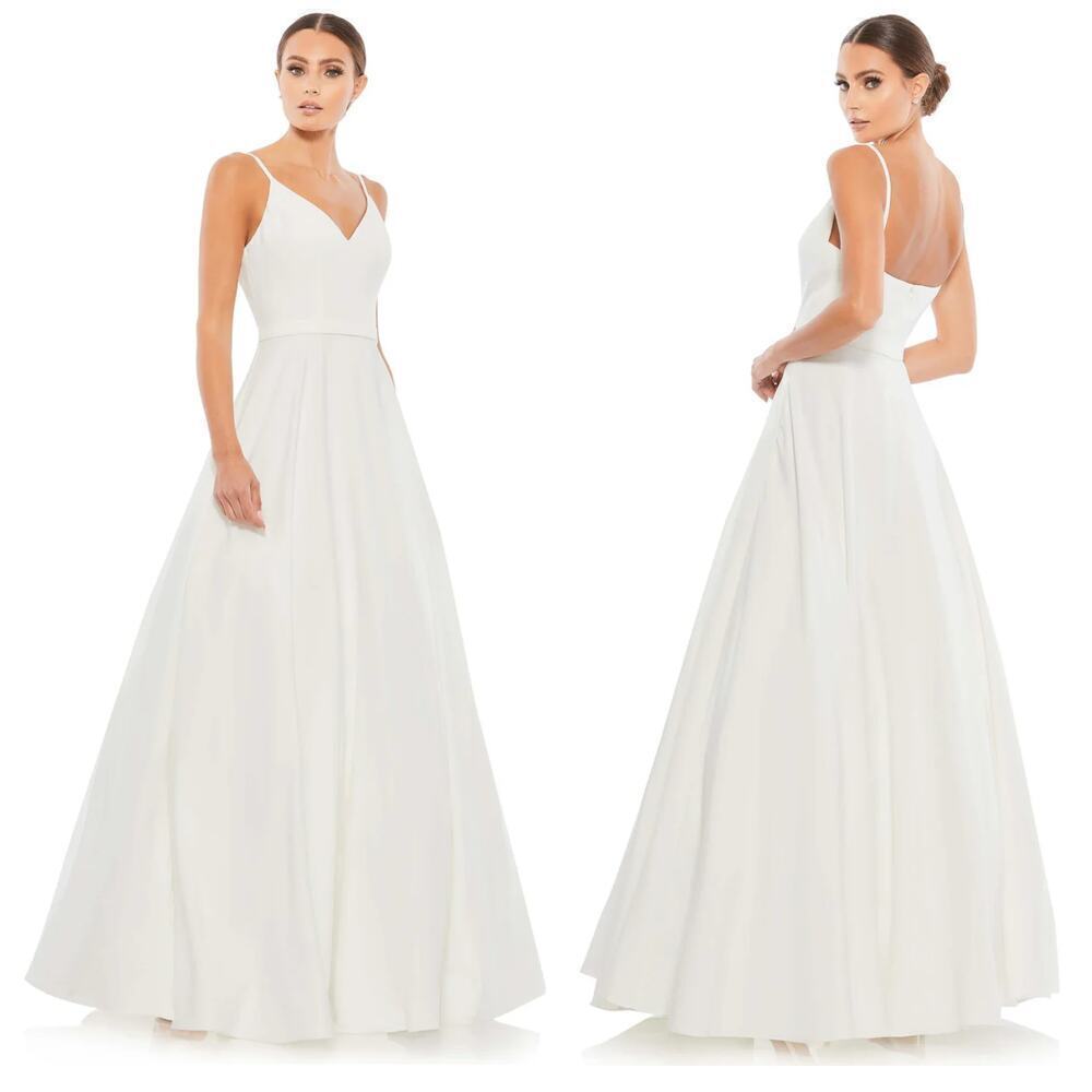Ieena for Mac Duggal CLASSIC A-LINE‎ V-NECK BALLGOWN